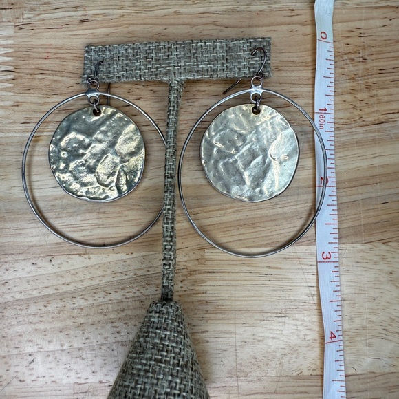Kenneth Jay Lane Gold and Silver Tiered Earrings - Picture 8 of 12